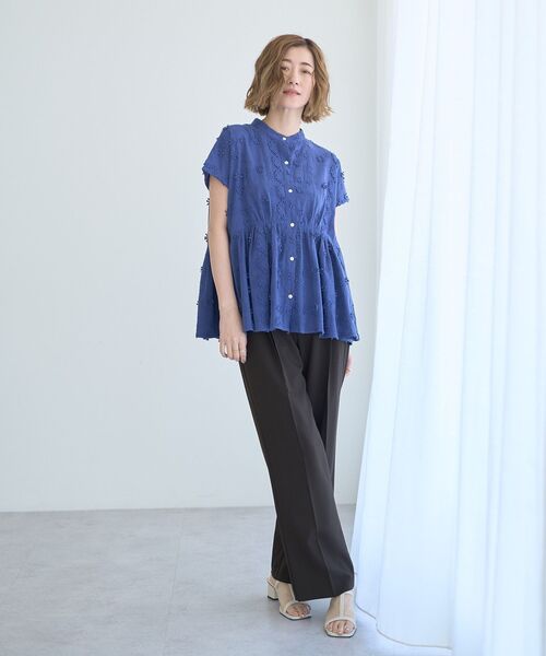 YECCA VECCA（イェッカヴェッカ）の「3Dフラワーエンブロイダリーブラウス（シャツ/ブラウス・レディース・オフホワイト/ブラック/ブルー・FREE）」の10枚目の写真