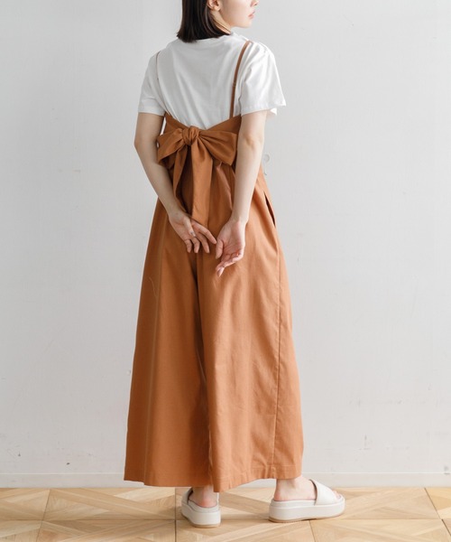 AMERICAN RAG CIE（アメリカンラグシー）の「【ARC】キャミサロペット（サロペット/オーバーオール・レディース・アイボリー/ブラウン/ネイビー・FREE）」の2枚目の写真