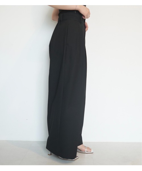 ZOZOMARKET(ゾゾマーケット)の「ZOZOMARKET by aoi - ハイウエストツータックバギースラックス(スラックス・レディース・ブラック・マルチサイズ)」の5枚目の写真