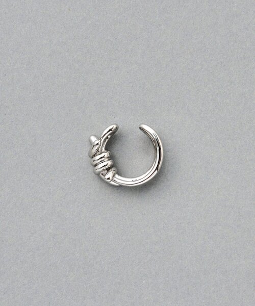 BEARDSLEY（ビアズリー）の「ツイストイヤーカフ（イヤーカフ・レディース・シルバー・FREE）」の5枚目の写真