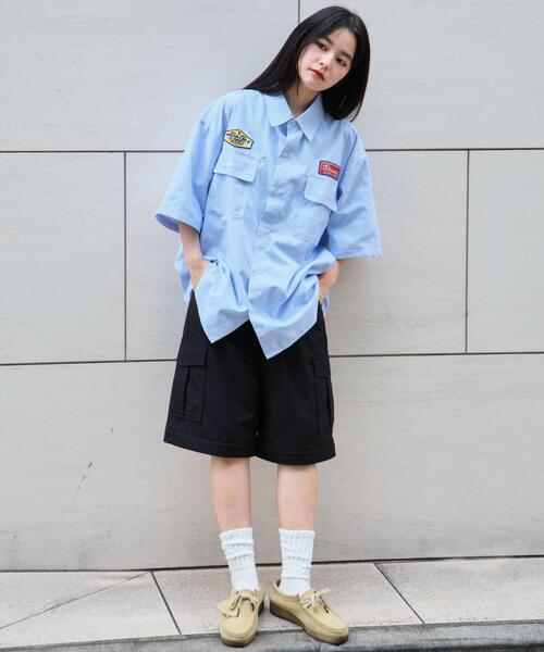 WEGO（ウィゴー）の「WEGO/オックスフォードワッペンシャツ（シャツ/ブラウス・メンズ・ブルー系その他4/ブラック系その他4・MEDIUM/LARGE）」の16枚目の写真