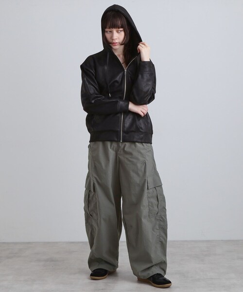 tk.TAKEO KIKUCHI(ティーケータケオキクチ)の「バギーバレルカーゴパンツ(その他パンツ・メンズ・チャコールグレー/ブラック/ブラウン系その他・02/01/03)」の10枚目の写真