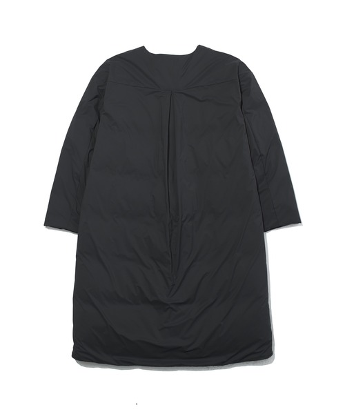 NANGA(ナンガ)の「F/CE. FT NEW COLLARLESS LONG COAT / エフシーイー エフライト ニューカラーレスダウンコート(ダウンジャケット/コート・レディース・ネイビー/ブラック/アイボリー・SMALL/MEDIUM)」の6枚目の写真
