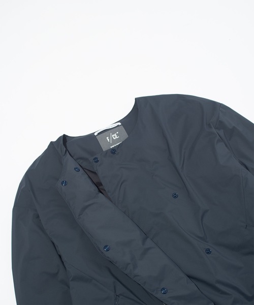 NANGA(ナンガ)の「F/CE. FT NEW COLLARLESS LONG COAT / エフシーイー エフライト ニューカラーレスダウンコート(ダウンジャケット/コート・レディース・ネイビー/ブラック/アイボリー・SMALL/MEDIUM)」の21枚目の写真