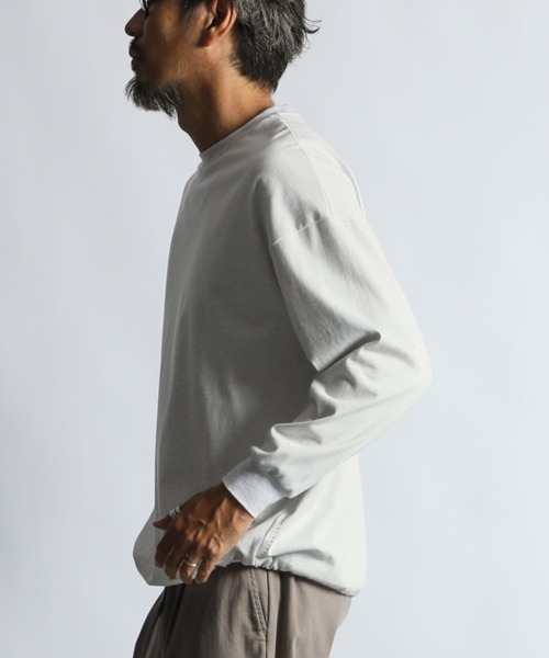 The DUFFER of ST.GEORGE（ザダファーオブセントジョージ）の「SHELTER PLATING L/SL CREW TEE：2重編み 裾ドローコード付き ロンTEE（Tシャツ/カットソー・メンズ・チャコールグレー/ホワイト・SMALL/X-LARGE/LARGE/MEDIUM）」の7枚目の写真