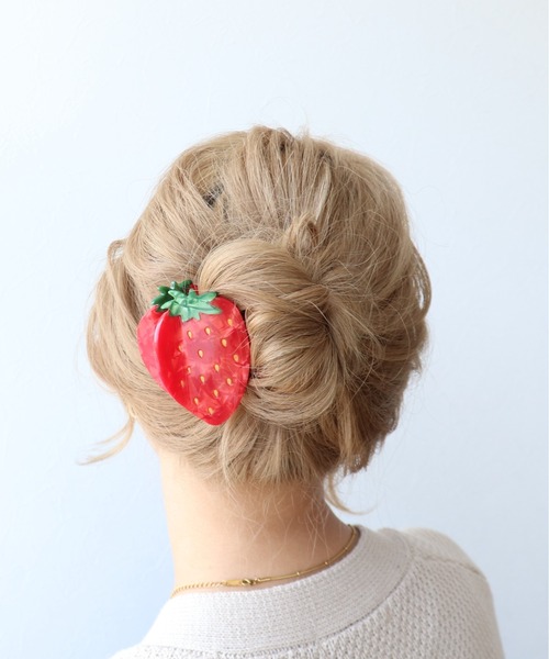 イチゴバンス（バレッタ/ヘアクリップ）｜Three Four Time（スリー