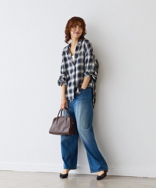 RIVE DROITE（リヴドロワ）の「【抜け感◎】オンブレーチェックシャツ（シャツ/ブラウス・レディース・ライトベージュ/ネイビー・FREE）」の22枚目の写真