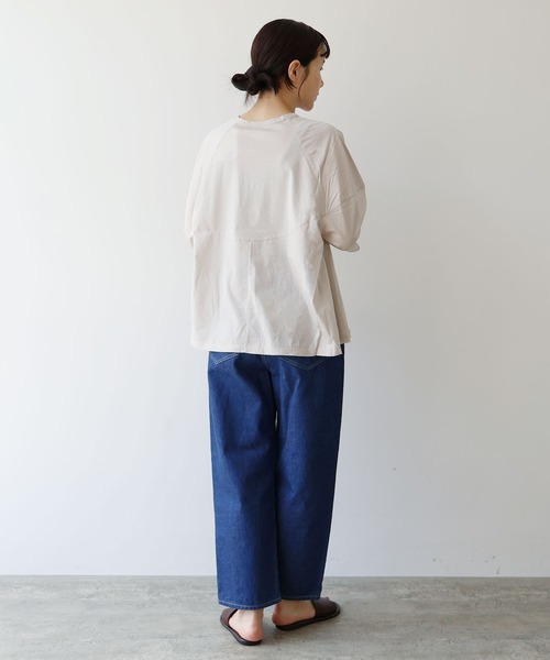 yuni(ユニ )の「スピンギザコットン ラグランプルオーバー(Tシャツ/カットソー・レディース・ブラック/ブルー/グレー・FREE)」の15枚目の写真