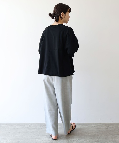 yuni(ユニ )の「スピンギザコットン ラグランプルオーバー(Tシャツ/カットソー・レディース・ブラック/ブルー/グレー・FREE)」の9枚目の写真