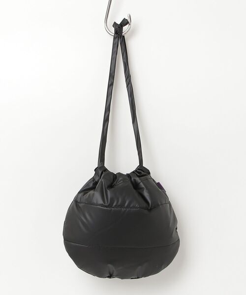 COMMON WARE（コモンウェアー）の「tr:the3 cloud kinchaku　84g 超軽量　巾着バッグ（ショルダーバッグ・レディース・シルバー/ホワイト/ブラック・FREE）」の4枚目の写真