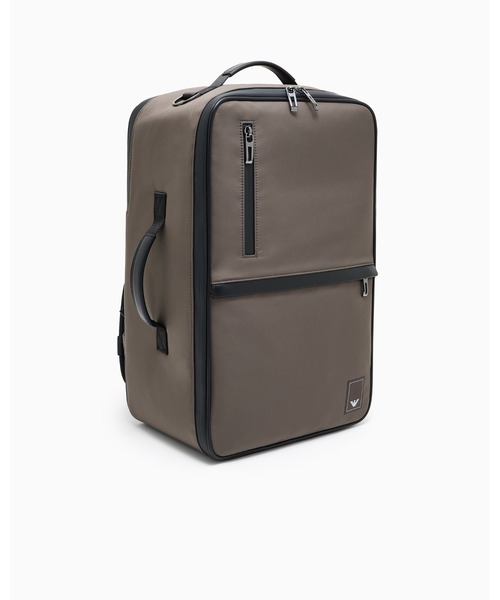 EMPORIO ARMANI（エンポリオアルマーニ）の「【エンポリオ アルマーニ】Travel Essentials バックパック ナイロン（バックパック/リュック・メンズ・ブラウン・FREE）」の2枚目の写真