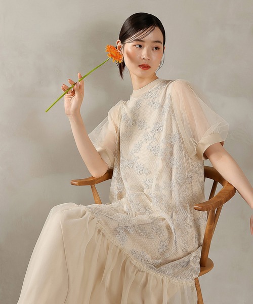 Kana(カナ)の「刺繍レース チュール Aライン ティアード ワンピース ドレス パーティー 結婚式 お呼ばれ オケージョンドレス(ドレス・レディース・オフホワイト/ブルー/ブラック・M)」の7枚目の写真