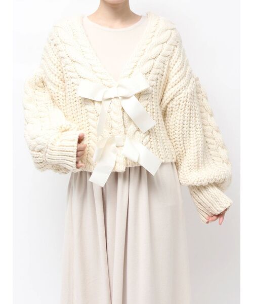 merry jenny(メリージェニー)の「ribbon ribbon カーデイガン(カーディガン/ボレロ・レディース・アイボリー/ブラック/グレー・FREE)」の1枚目の写真