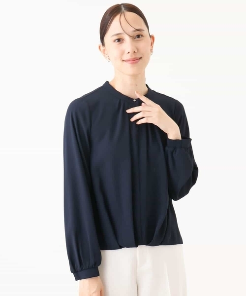 OFUON le MK(オフオンルエムケー)の「【2025AW】フロントタックデザインブラウス/洗える/WEB限定(シャツ/ブラウス・レディース・アイボリー/ベージュ/ネイビー・36/38/40)」の15枚目の写真