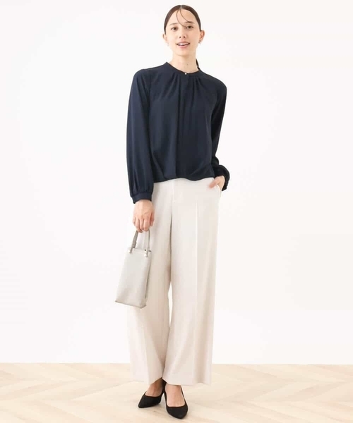 OFUON le MK(オフオンルエムケー)の「【2025AW】フロントタックデザインブラウス/洗える/WEB限定(シャツ/ブラウス・レディース・アイボリー/ベージュ/ネイビー・36/38/40)」の16枚目の写真