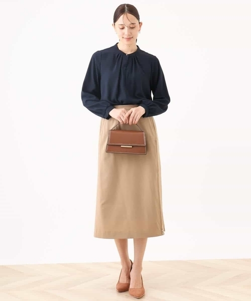 OFUON le MK(オフオンルエムケー)の「【2025AW】フロントタックデザインブラウス/洗える/WEB限定(シャツ/ブラウス・レディース・アイボリー/ベージュ/ネイビー・36/38/40)」の19枚目の写真