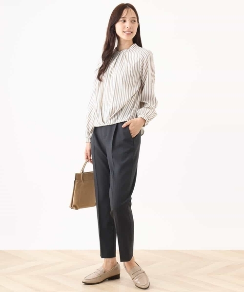 OFUON le MK(オフオンルエムケー)の「【2025AW】フロントタックデザインブラウス/洗える/WEB限定(シャツ/ブラウス・レディース・アイボリー/ベージュ/ネイビー・36/38/40)」の14枚目の写真