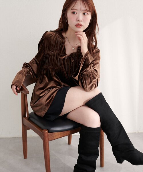 natural couture(ナチュラルクチュール)の「WEB限定/【canami】2WAYリボンベロアブラウス(シャツ/ブラウス・レディース・ブラウン/ピンク/グレイッシュベージュ/アイボリー・FREE)」の12枚目の写真