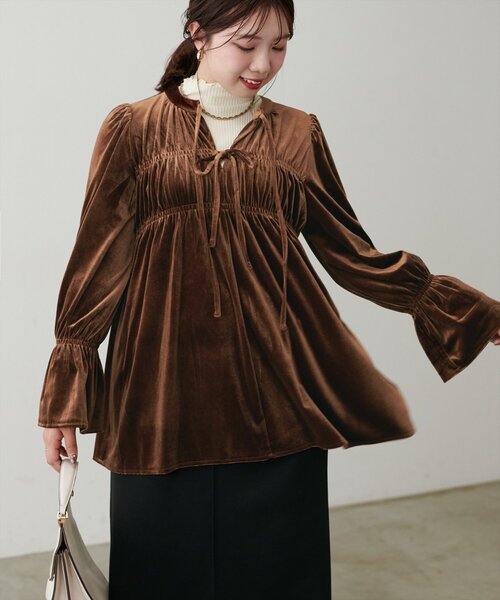 natural couture(ナチュラルクチュール)の「WEB限定/【canami】2WAYリボンベロアブラウス(シャツ/ブラウス・レディース・ブラウン/ピンク/グレイッシュベージュ/アイボリー・FREE)」の21枚目の写真