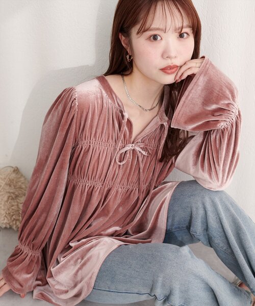 natural couture(ナチュラルクチュール)の「WEB限定/【canami】2WAYリボンベロアブラウス(シャツ/ブラウス・レディース・ブラウン/ピンク/グレイッシュベージュ/アイボリー・FREE)」の10枚目の写真