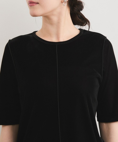 le cercle ADAM ET ROPE'(ルセルクルアダムエロペ)の「シアーベロア5分袖Tシャツ(Tシャツ/カットソー・レディース・ダークブラウン/キャメル/ブルー/ブラック・FREE)」の17枚目の写真