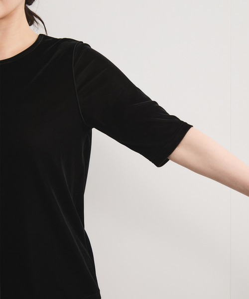 le cercle ADAM ET ROPE'(ルセルクルアダムエロペ)の「シアーベロア5分袖Tシャツ(Tシャツ/カットソー・レディース・ダークブラウン/キャメル/ブルー/ブラック・FREE)」の18枚目の写真