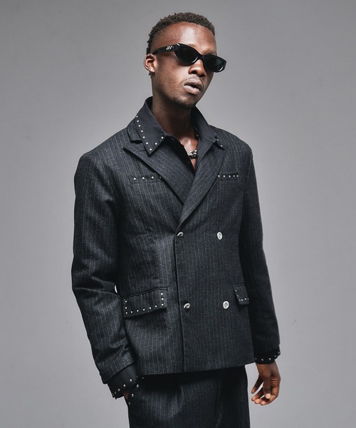 ANDER HUNK（アンダーハンク）の「Studs Design Tailored Jacket / スタッズデザインテーラードジャケット（テーラードジャケット・メンズ・チャコール/ワインレッド・SMALL/MEDIUM/LARGE）」の10枚目の写真