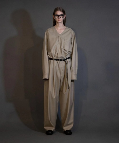 my beautiful landlet（マイビューティフルランドレット）の「【my beautiful landlet】 MACHINE WASHADLE WOOL TUCK WIDE PANTS（スラックス・メンズ・ネイビー/ブラック/ベージュ・0/1/2）」の2枚目の写真