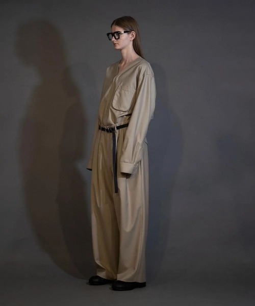 my beautiful landlet（マイビューティフルランドレット）の「【my beautiful landlet】 MACHINE WASHADLE WOOL TUCK WIDE PANTS（スラックス・メンズ・ネイビー/ブラック/ベージュ・0/1/2）」の4枚目の写真