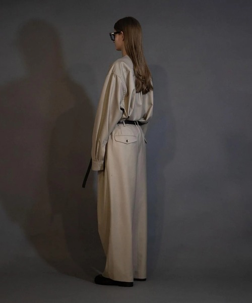 my beautiful landlet（マイビューティフルランドレット）の「【my beautiful landlet】 MACHINE WASHADLE WOOL TUCK WIDE PANTS（スラックス・メンズ・ネイビー/ブラック/ベージュ・0/1/2）」の5枚目の写真