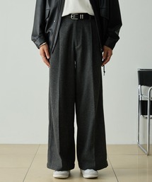 EMMA CLOTHES(エマクローズ)のテックツイード ディープタック センタークリース セミフレアパンツ(スラックス)