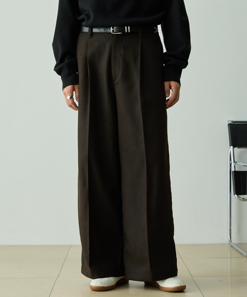 EMMA CLOTHES（エマクローズ）の「【セットアップ対応】テックツイード ディープタック センタークリース セミフレアパンツ（スラックス・メンズ・グレー/チャコール/ネイビー/ブラウン・M/S/L）」の8枚目の写真