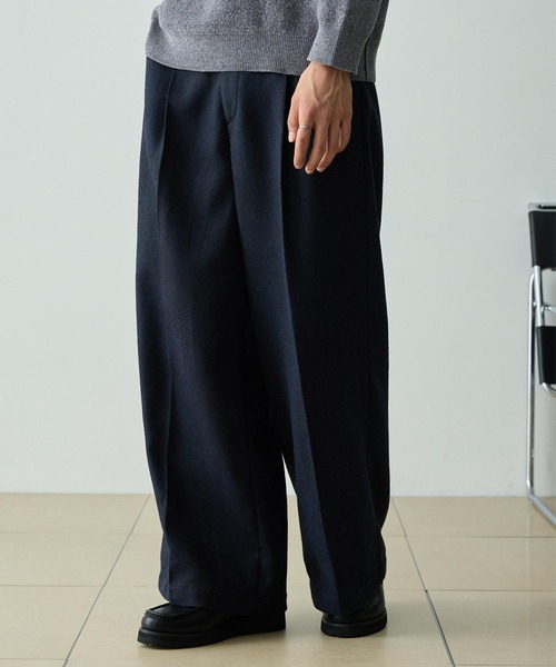 EMMA CLOTHES（エマクローズ）の「【セットアップ対応】テックツイード ディープタック センタークリース セミフレアパンツ（スラックス・メンズ・グレー/チャコール/ネイビー/ブラウン・M/S/L）」の21枚目の写真