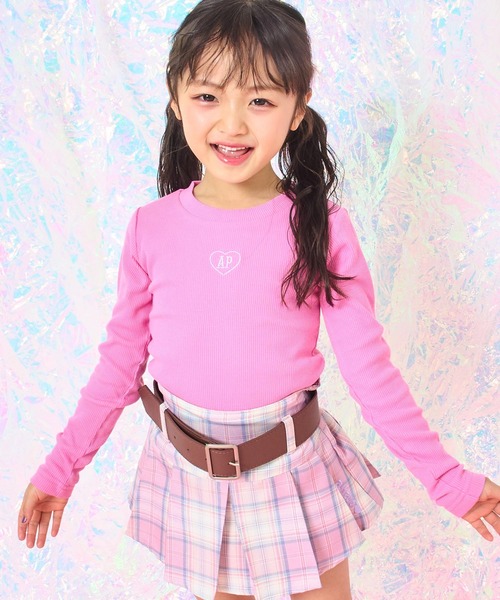 ANAP kids(アナップキッズ)の「刺繍ハートロゴ リブトップス【ジュニアお揃い】(Tシャツ/カットソー・キッズ・ブラック/イエロー/ブラック×ホワイト/ホワイト/ピンク・130/120/110)」の1枚目の写真