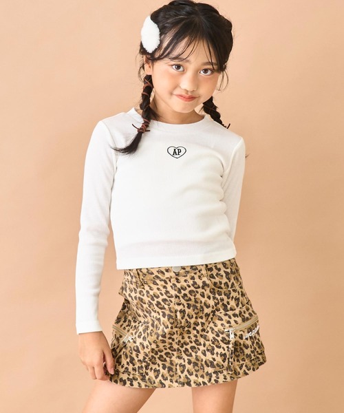 ANAP kids(アナップキッズ)の「刺繍ハートロゴ リブトップス【ジュニアお揃い】(Tシャツ/カットソー・キッズ・ブラック/イエロー/ブラック×ホワイト/ホワイト/ピンク・130/120/110)」の7枚目の写真
