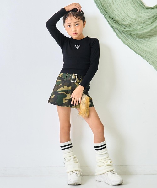 ANAP kids(アナップキッズ)の「刺繍ハートロゴ リブトップス【ジュニアお揃い】(Tシャツ/カットソー・キッズ・ブラック/イエロー/ブラック×ホワイト/ホワイト/ピンク・130/120/110)」の14枚目の写真
