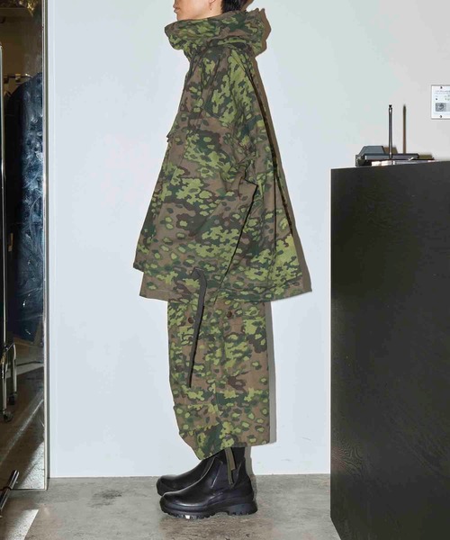 Les Six（レ・シス）の「Disgustingly Big Anorak（パーカー・メンズ・マルチ・M）」の4枚目の写真