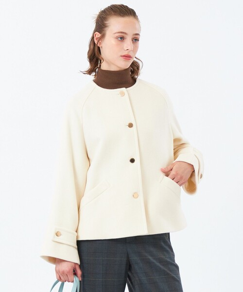 MACKINTOSH PHILOSOPHY（ﾏｯｷﾝﾄｯｼｭ ﾌｨﾛｿﾌｨｰ）の「【WELBURY NO COLLAR SHORT（ウェルベリーノーカラーショート）】ウールメルトン製（ノーカラーコート・レディース・オフホワイト/ブルー系その他3/チャコールグレー/ブラウン/ダークネイビー・38/36）」の2枚目の写真