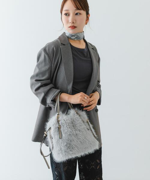 RODE SKO（ロデスコ）の「フラッフィー2WAYバッグ（ショルダーバッグ・レディース・ライトグレー/アイボリー・ONE）」の5枚目の写真