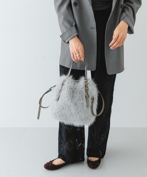 RODE SKO（ロデスコ）の「フラッフィー2WAYバッグ（ショルダーバッグ・レディース・ライトグレー/アイボリー・ONE）」の6枚目の写真