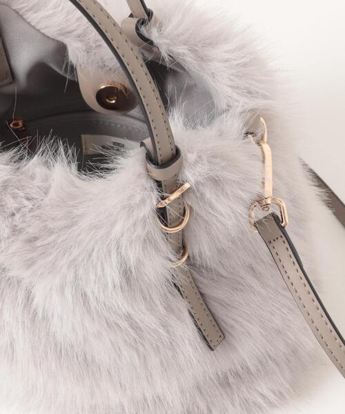 RODE SKO（ロデスコ）の「フラッフィー2WAYバッグ（ショルダーバッグ・レディース・ライトグレー/アイボリー・ONE）」の16枚目の写真