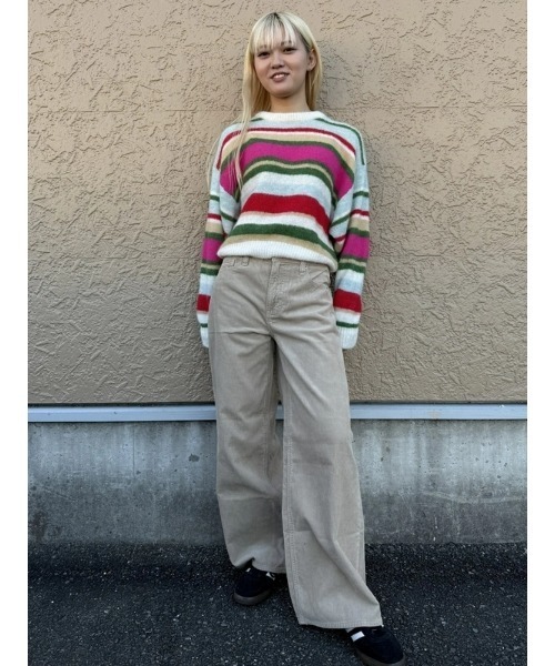 GAP（ギャップ）の「ふわもこ オーバーサイズ クルーネックセーター（ニット/セーター・レディース・ピンク/ブラック/レッド/マルチ/グレー・XS/S/M/L/XL/XXS）」の6枚目の写真