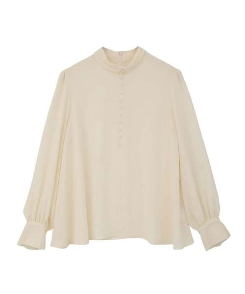 Tiara(ティアラ)の「カバーボタンブラウス(シャツ/ブラウス・レディース・アイボリー/ネイビー・FREE)」の13枚目の写真