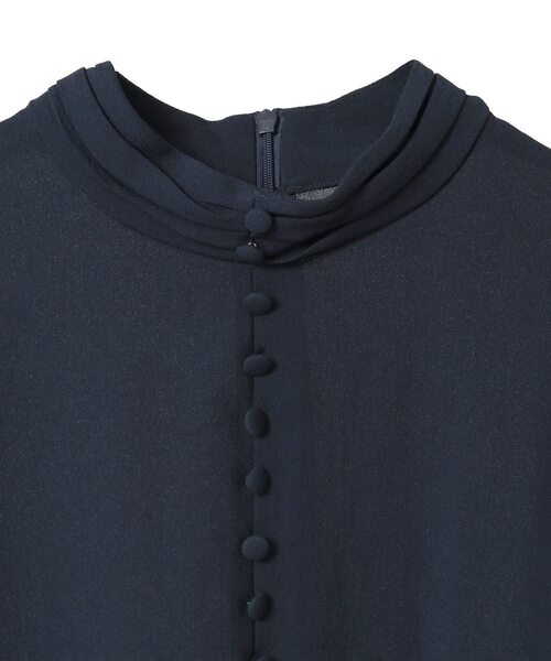 Tiara(ティアラ)の「カバーボタンブラウス(シャツ/ブラウス・レディース・アイボリー/ネイビー・FREE)」の20枚目の写真