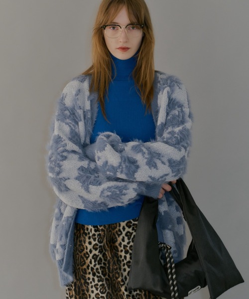 yae(ヤエ)の「2way flower feather cardigan/2ウェイフラワーフェザーニットカーディガン(カーディガン/ボレロ・レディース・レッド/ブラウン/ライトブルー・FREE)」の17枚目の写真