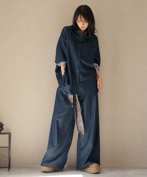 Ulysses（ユリシス）の「【セットアップ】オーバーシャツジャケット＆ワイドパンツwithベルトスカーフ（セットアップ・レディース・ネイビー/ブラウン・F）」の6枚目の写真