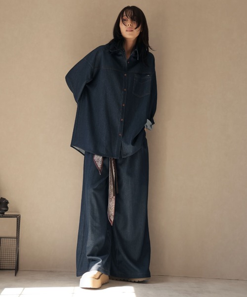 Ulysses（ユリシス）の「【セットアップ】オーバーシャツジャケット＆ワイドパンツwithベルトスカーフ（セットアップ・レディース・ネイビー/ブラウン・F）」の16枚目の写真