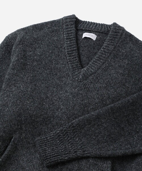 Saturdays NYC（サタデーズ ニューヨークシティ ）の「Nicholas Low Gage V Neck Sweater（ニット/セーター・メンズ・オリーブ/チャコールグレー・M/XL/L）」の22枚目の写真