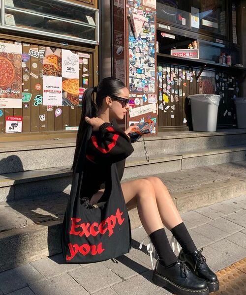 YOUHEE（ユヒ）の「TRACK KNIT PULLOVER BLACK（ニット/セーター・レディース・その他・FREE）」の8枚目の写真