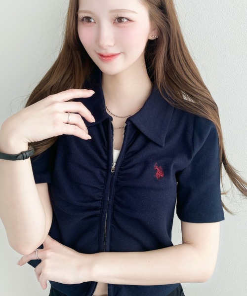 U.S. POLO ASSN.(ユーエスポロアッスン)の「moment+別注【U.S.POLO ASSN.】ワンポイント刺繍Wジップフロントギャザーえり付き半袖カーディガン(カーディガン/ボレロ・レディース・ブラック/杢グレー/アイボリー/ネイビー・L/M)」の9枚目の写真